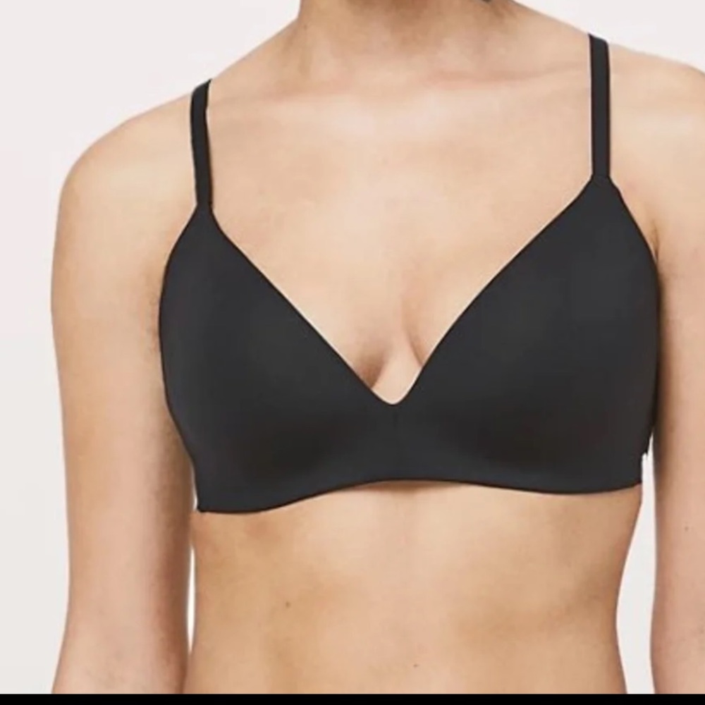NEW Lululemon Take Shape Black Bra Wireless 36C